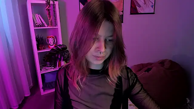 Snapshot of crazysound chatting on 02-11-26, 01:11 crazysound online show from 02-11-26, 01:11