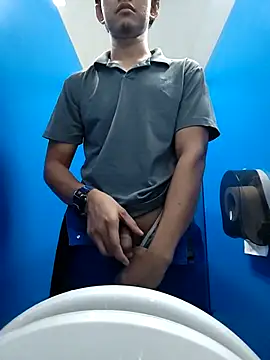 kaykayyy 23 online show from 12-17-25, 09:25