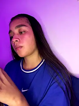 Iam samanthaaa online show from 12-17-25, 04:17