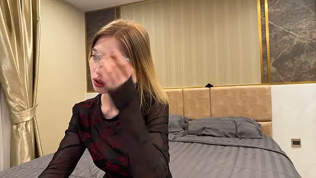 Mary Harriss online show from 12-18-25, 10:46