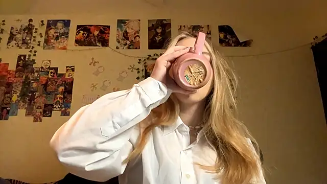 JanelBray online show from 01-14-26, 05:22