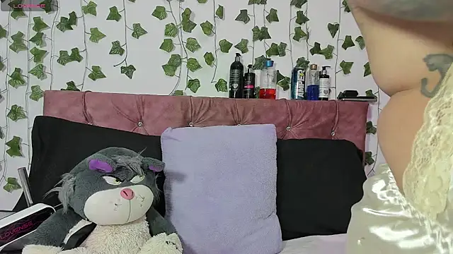 Ayla-marttinez online show from 07-15-26, 02:40