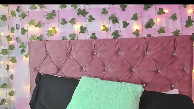 Ayla-marttinez online show from 02-08-26, 01:25