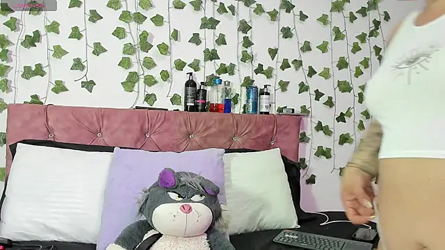 Ayla-marttinez online show from 07-14-26, 01:05