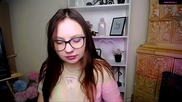 LiliaErmi online show from 12-14-25, 09:48