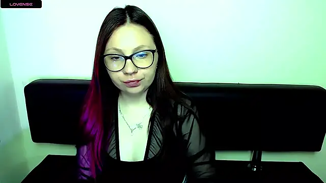 LiliaErmi online show from 05-30-26, 06:09
