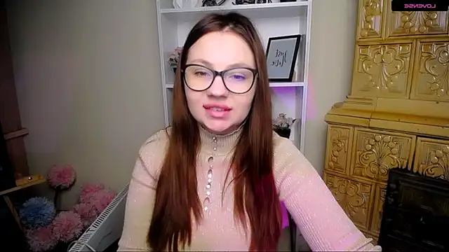 LiliaErmi online show from 12-18-25, 06:07