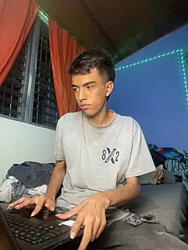 Juan Gomezz26 online show from 04-10-26, 12:17