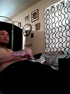 Snapshot of sexywhitedick@xh chatting on 01-12-26, 06:58 sexywhitedickxh online show from 01-12-26, 06:58