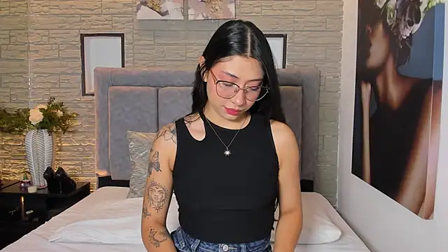 LanaRouse online show from 01-06-26, 01:15