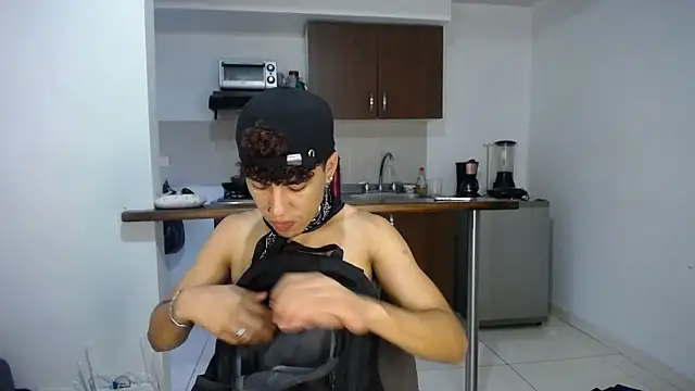 black men9 online show from 04-04-26, 10:27