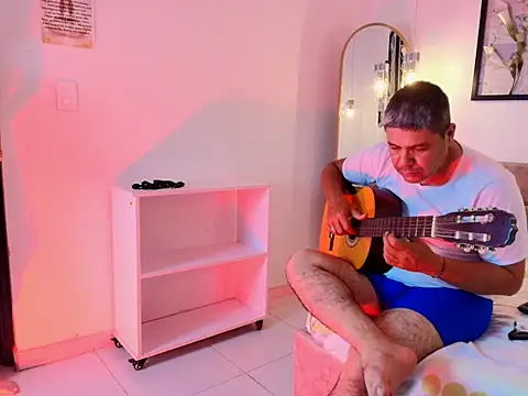 DanteYCeleste online show from 12-16-25, 08:02