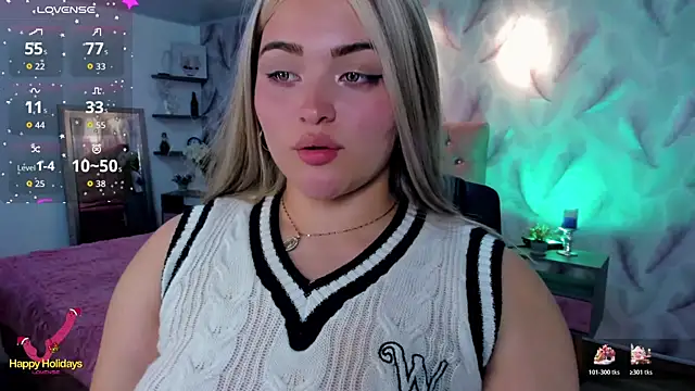 Snapshot of Luna_volk_ chatting on 12-23-25, 03:28 Luna volk online show from 12-23-25, 03:28