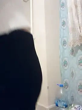 Snapshot of Atwsliiikizilll chatting on 02-04-26, 03:18 Atwsliiikizilll online show from 02-04-26, 03:18