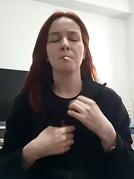 Atwsliiikizilll online show from 04-15-26, 05:35