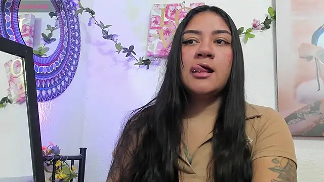 Hanna moore10 online show from 04-16-26, 09:15