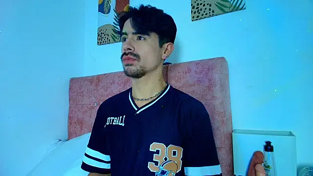 Ethan Briggs online show from 01-13-26, 03:21