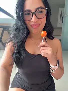 ValeriaTorress  online show from 04-21-26, 07:20