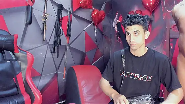 Hot Boys 69 online show from 02-25-26, 12:05