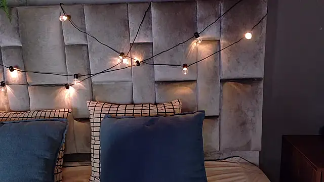 Snapshot of Miia_Anderson chatting on 03-25-26, 11:53 Miia Anderson online show from 03-25-26, 11:53