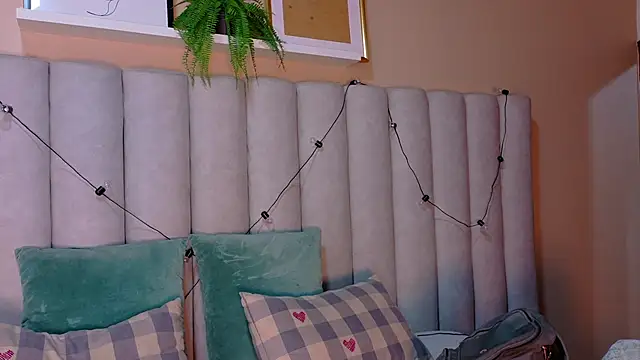 Snapshot of Miia_Anderson chatting on 03-23-26, 12:38 Miia Anderson online show from 03-23-26, 12:38