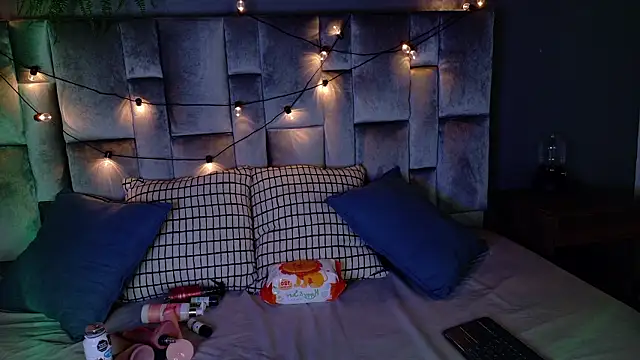 Snapshot of Miia_Anderson chatting on 02-20-26, 11:34 Miia Anderson online show from 02-20-26, 11:34