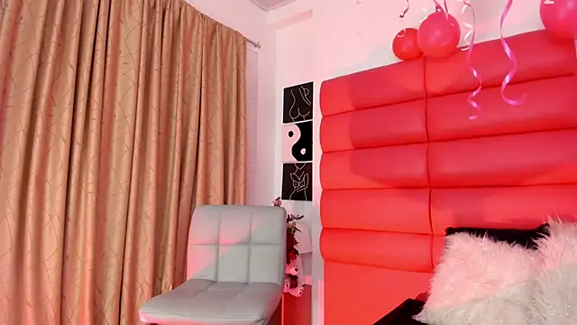 Oliviamonroex18 online show from 02-11-26, 03:17