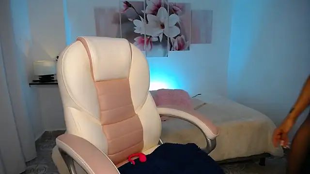 aylin ross  online show from 04-06-26, 03:13