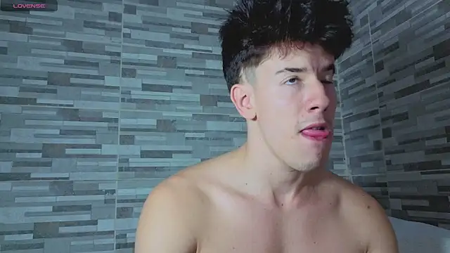 maxxcooper1 online show from 03-07-26, 09:53