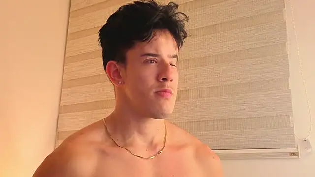 Snapshot of maxxcooper1 chatting on 01-11-26, 06:09 maxxcooper1 online show from 01-11-26, 06:09