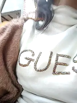 baby8822 online show from 12-17-25, 06:40