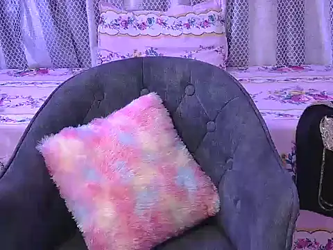 hey-pinky online show from 02-04-26, 05:46