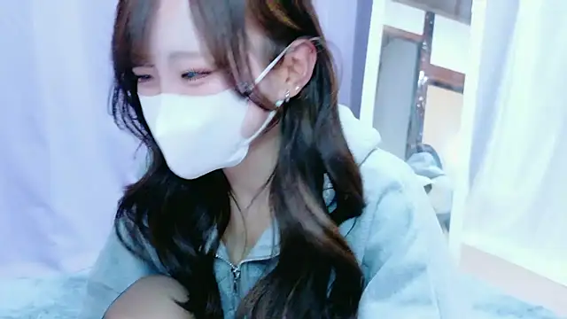 Snapshot of Yura_yura_ch chatting on 05-26-26, 11:52 Yura yura ch online show from 05-26-26, 11:52