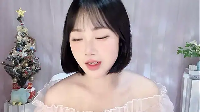 Pinkgirl520 online show from 01-18-26, 02:04