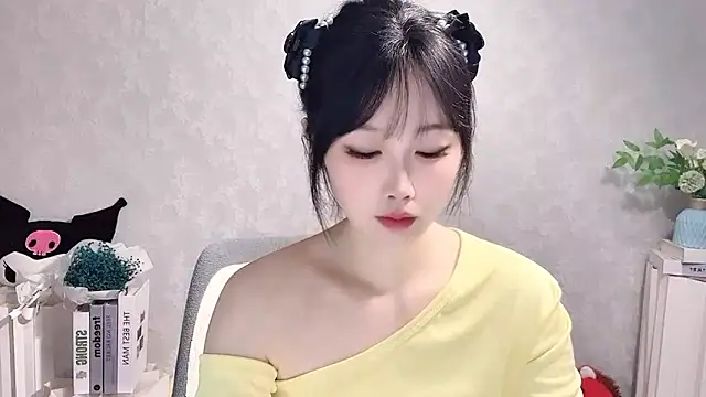 Pinkgirl520 online show from 04-07-26, 02:35