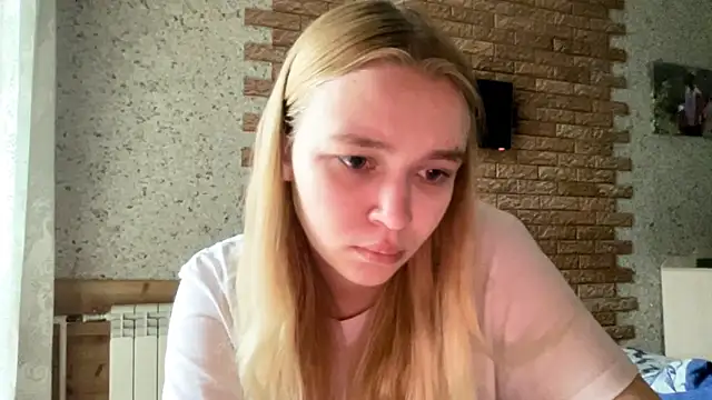Snapshot of Leifuture chatting on 06-11-26, 05:48 Leifuture online show from 06-11-26, 05:48