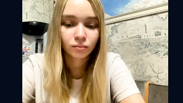 Snapshot of Leifuture chatting on 06-10-26, 05:25 Leifuture online show from 06-10-26, 05:25