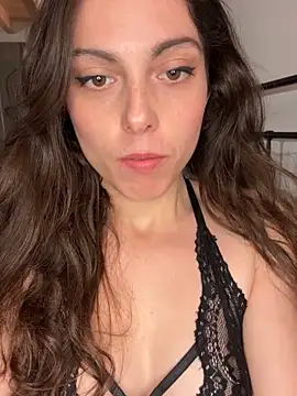 Snapshot of YourSlutQueen chatting on 12-15-25, 04:24 YourSlutQueen online show from 12-15-25, 04:24