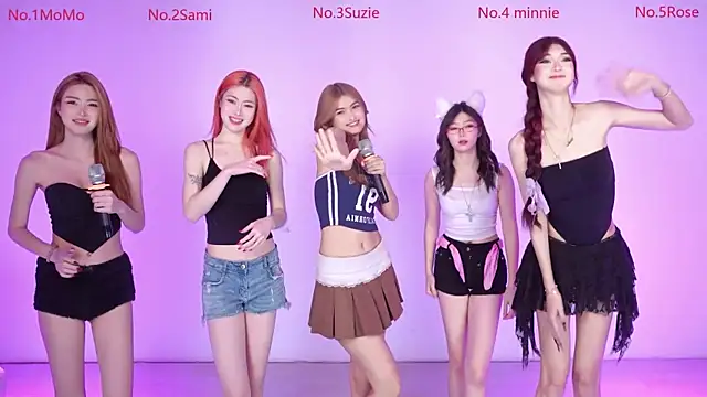 Snapshot of G-Velvet chatting on 02-12-26, 04:29 G-Velvet online show from 02-12-26, 04:29