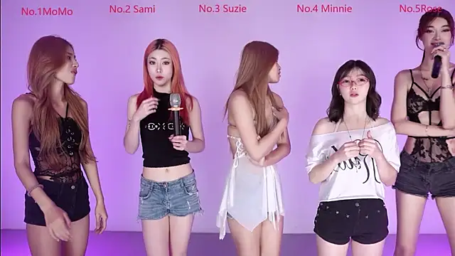 Snapshot of G-Velvet chatting on 03-04-26, 04:15 G-Velvet online show from 03-04-26, 04:15