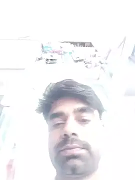 Snapshot of mohit08desi chatting on 06-06-26, 06:07 mohit08desi online show from 06-06-26, 06:07