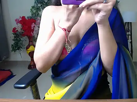 Shy nivi online show from 05-23-26, 03:33