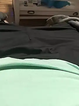 Snapshot of pj_pm90 chatting on 01-11-26, 05:42 pj pm90 online show from 01-11-26, 05:42