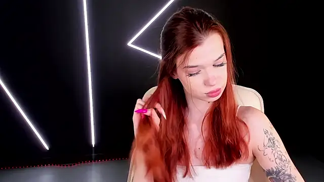 Snapshot of mimisweeet chatting on 12-19-25, 04:16 mimisweeet online show from 12-19-25, 04:16