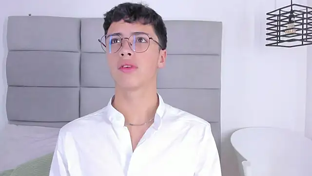 JoshClaarktt online show from 03-11-26, 04:06