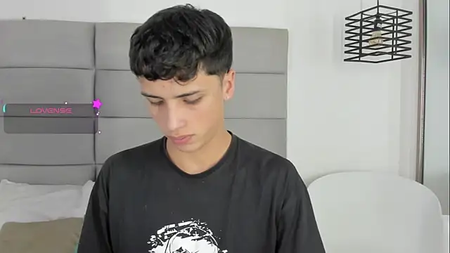 JoshClaarktt online show from 04-08-26, 04:03