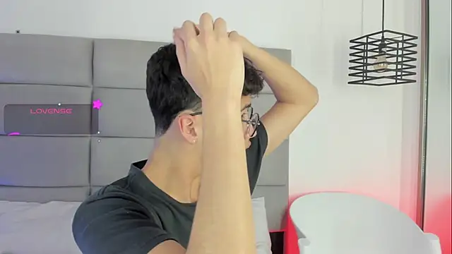 JoshClaarktt online show from 04-02-26, 04:08