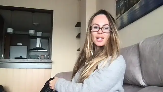 LeMilf online show from 01-09-26, 09:16