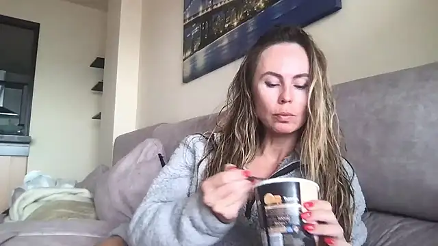 LeMilf online show from 01-14-26, 11:36