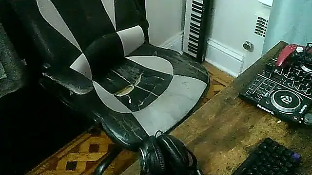 MrUnintentional online show from 01-08-26, 03:23